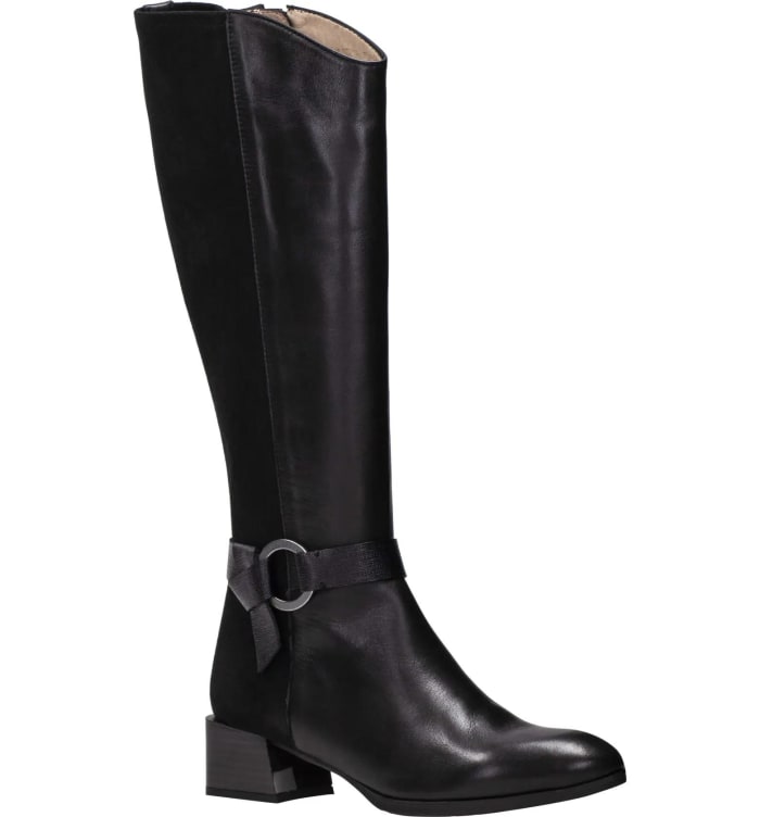 cdf60d8f-002a-42ba-bea5-ba611f2ece40